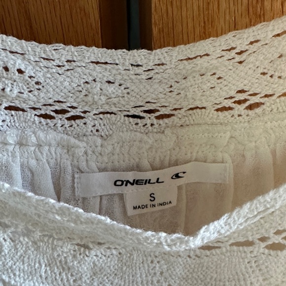 O'Neill White Lace Blouse - Picture 2 of 3